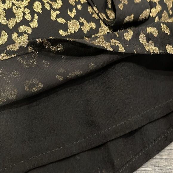 cupcakes and cashmere NWOT gold shimmer blouse with tie XS - Picture 9 of 9